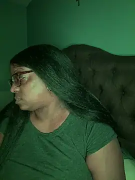 Snapshot of Goddessjulhmaple chatting on July 27, 2026, 9:05 am Goddessjulhmaple online show from July 27, 2026, 9:05 am