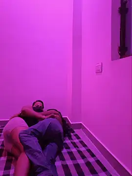 hard couples5 online show from July 27, 2026, 4:58 pm