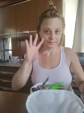 Snapshot of MySweetCam69_Official chatting on July 29, 2026, 6:55 am MySweetCam69 Official online show from July 29, 2026, 6:55 am