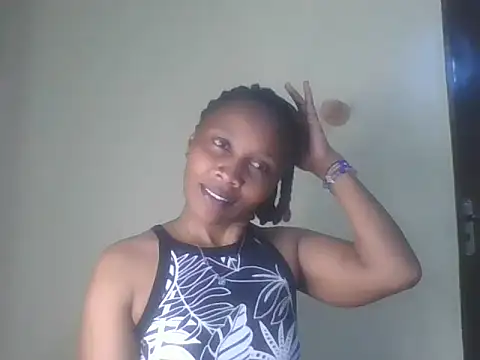 Snapshot of _Shantel1 chatting on July 27, 2026, 7:10 pm Shantel1 online show from July 27, 2026, 7:10 pm