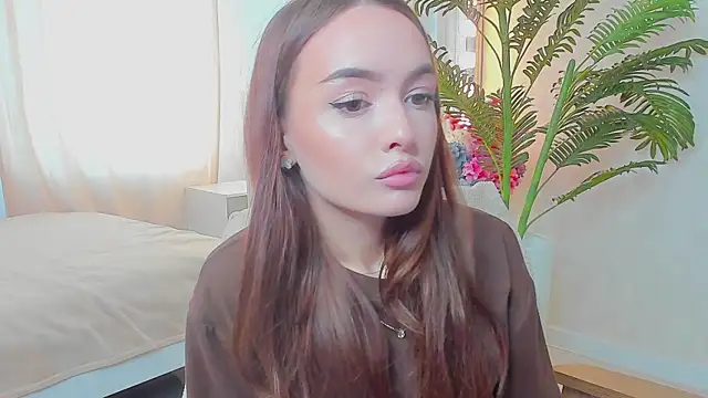 Snapshot of CatheyMidy chatting on July 29, 2026, 8:01 am CatheyMidy online show from July 29, 2026, 8:01 am