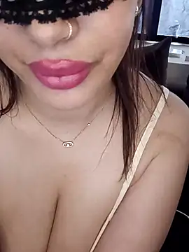 Snapshot of salma_A12 chatting on July 28, 2026, 4:27 pm salma A12 online show from July 28, 2026, 4:27 pm