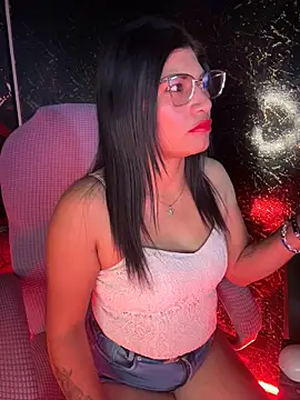 Maria Jose LS online show from July 28, 2026, 8:52 pm