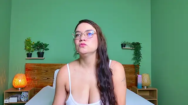 Penelopeberry online show from July 31, 2026, 11:20 am