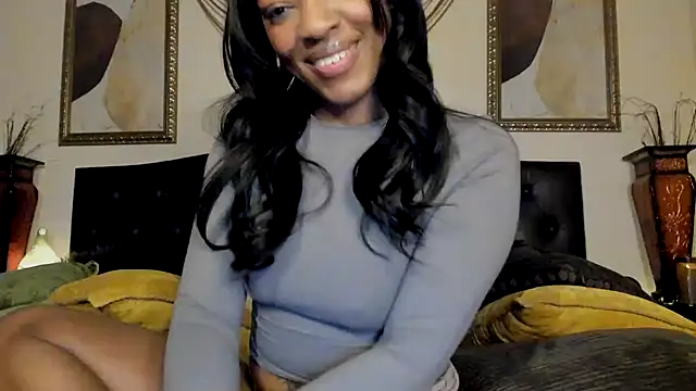 nicolesolace online show from December 9, 2024, 2:02 am