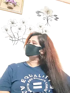 Snapshot of Rose-24 chatting on July 29, 2026, 7:12 pm Rose-24 online show from July 29, 2026, 7:12 pm