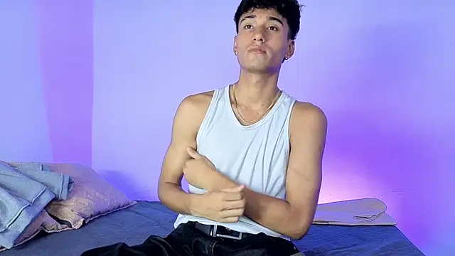 Matias dirtyboy  online show from August 6, 2026, 7:27 pm