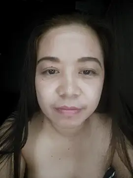 Snapshot of Simplegirl07 chatting on August 1, 2026, 12:32 am Simplegirl07 online show from August 1, 2026, 12:32 am