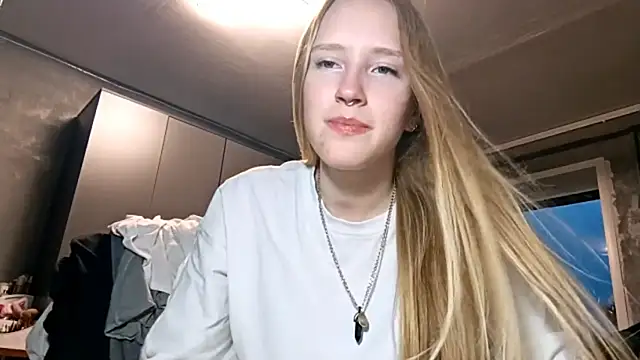 Snapshot of Mia_Azart chatting on July 31, 2026, 3:55 pm Mia Azart online show from July 31, 2026, 3:55 pm