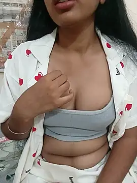 Snapshot of shivani_jha_ chatting on July 31, 2026, 4:28 pm shivani jha online show from July 31, 2026, 4:28 pm