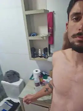Juansilvajr online show from July 31, 2026, 4:39 pm