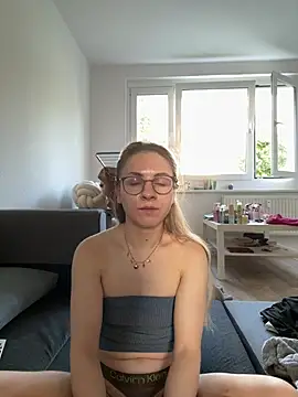 Snapshot of Amelie_wild chatting on August 2, 2026, 3:54 pm Amelie wild online show from August 2, 2026, 3:54 pm