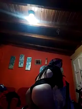 Snapshot of BrennWolf chatting on August 9, 2026, 6:51 am BrennWolf online show from August 9, 2026, 6:51 am