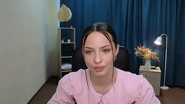 Snapshot of JaquelineMailey chatting on August 6, 2026, 3:52 am JaquelineMailey online show from August 6, 2026, 3:52 am