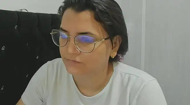 Snapshot of MARILYN_GARCIA chatting on December 10, 2024, 3:12 pm MARILYN GARCIA online show from December 10, 2024, 3:12 pm