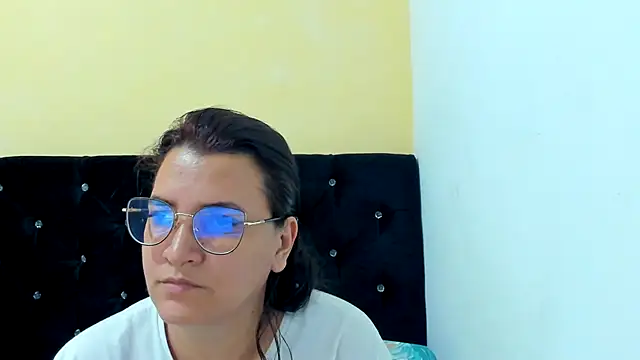 Snapshot of MARILYN_GARCIA chatting on December 30, 2024, 10:34 pm MARILYN GARCIA online show from December 30, 2024, 10:34 pm