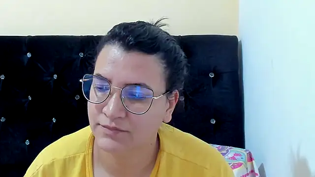 Snapshot of MARILYN_GARCIA chatting on January 4, 2025, 9:31 pm MARILYN GARCIA online show from January 4, 2025, 9:31 pm