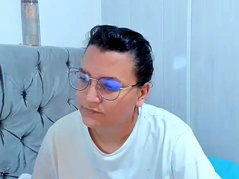 Snapshot of MARILYN_GARCIA chatting on January 14, 2025, 4:40 pm MARILYN GARCIA online show from January 14, 2025, 4:40 pm