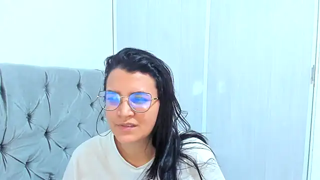 Snapshot of MARILYN_GARCIA chatting on January 21, 2025, 5:51 pm MARILYN GARCIA online show from January 21, 2025, 5:51 pm