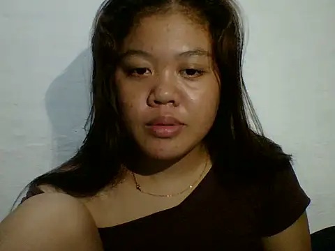 z0elyn online show from August 5, 2026, 3:04 pm