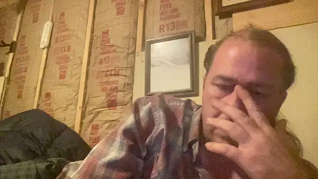 Snapshot of MattJacker33 chatting on August 6, 2026, 2:57 am MattJacker33 online show from August 6, 2026, 2:57 am