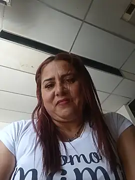 Snapshot of Maibeth_bless chatting on August 9, 2026, 3:28 pm Maibeth bless online show from August 9, 2026, 3:28 pm