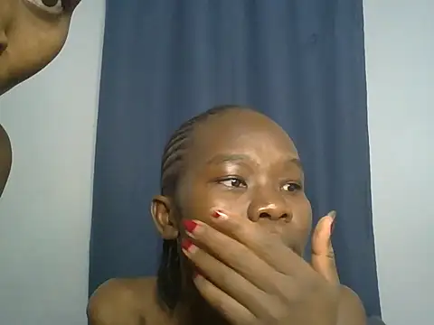 Snapshot of dollface_diva01 chatting on August 9, 2026, 8:25 pm dollface diva01 online show from August 9, 2026, 8:25 pm
