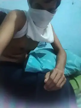 Snapshot of AaronMith chatting on August 9, 2026, 8:58 pm AaronMith online show from August 9, 2026, 8:58 pm