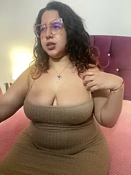 Snapshot of shara_ chatting on February 28, 2025, 6:54 am shara online show from February 28, 2025, 6:54 am