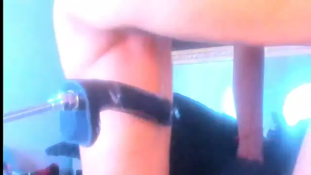 Snapshot of _thamara25 chatting on March 14, 2025, 1:59 am thamara25 online show from March 14, 2025, 1:59 am