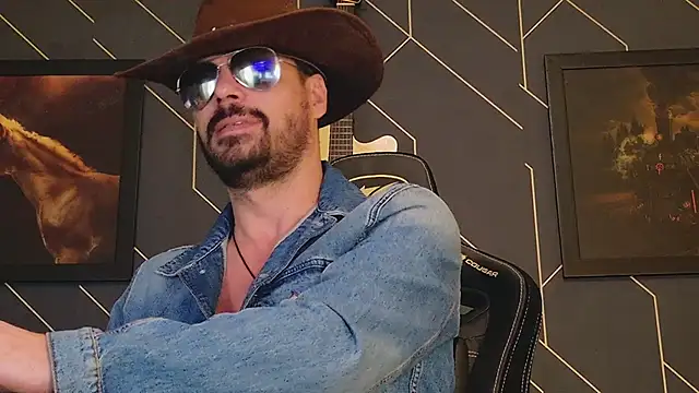 Snapshot of ChrisKox chatting on February 6, 2025, 2:33 am ChrisKox online show from February 6, 2025, 2:33 am