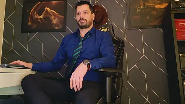 Snapshot of ChrisKox chatting on February 10, 2025, 2:16 pm ChrisKox online show from February 10, 2025, 2:16 pm