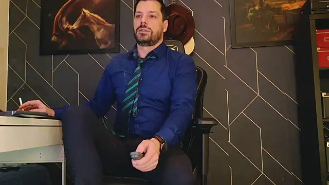 Snapshot of ChrisKox chatting on February 11, 2025, 1:31 am ChrisKox online show from February 11, 2025, 1:31 am