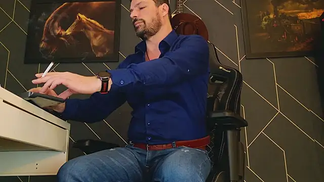 Snapshot of ChrisKox chatting on February 14, 2025, 1:51 pm ChrisKox online show from February 14, 2025, 1:51 pm