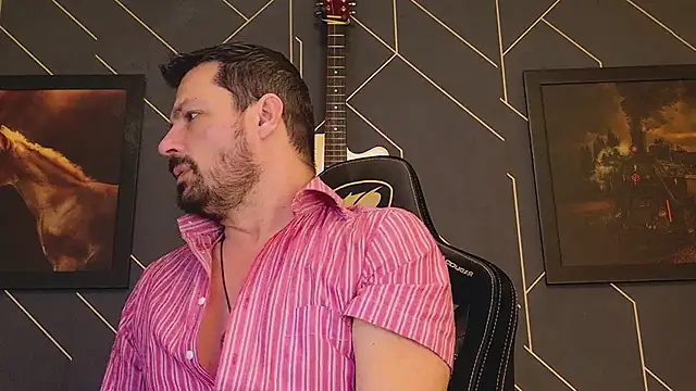 Snapshot of ChrisKox chatting on February 19, 2025, 3:39 am ChrisKox online show from February 19, 2025, 3:39 am