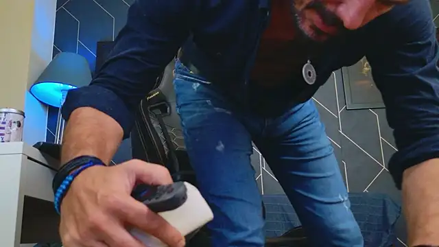 Snapshot of ChrisKox chatting on September 13, 2025, 3:06 am ChrisKox online show from September 13, 2025, 3:06 am