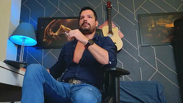 Snapshot of ChrisKox chatting on September 14, 2025, 1:27 am ChrisKox online show from September 14, 2025, 1:27 am