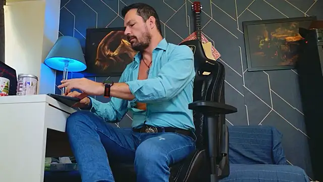 Snapshot of ChrisKox chatting on September 18, 2025, 6:59 am ChrisKox online show from September 18, 2025, 6:59 am