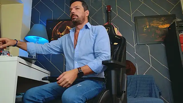 Snapshot of ChrisKox chatting on September 27, 2025, 12:15 am ChrisKox online show from September 27, 2025, 12:15 am