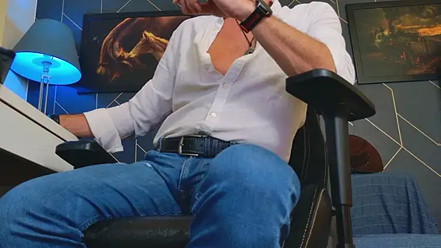 Snapshot of ChrisKox chatting on October 7, 2025, 4:09 am ChrisKox online show from October 7, 2025, 4:09 am