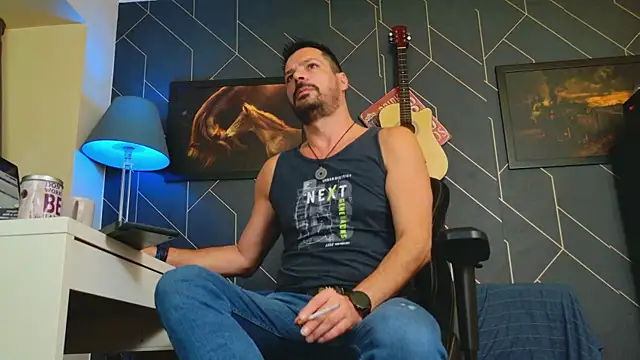 Snapshot of ChrisKox chatting on October 12, 2025, 9:47 pm ChrisKox online show from October 12, 2025, 9:47 pm