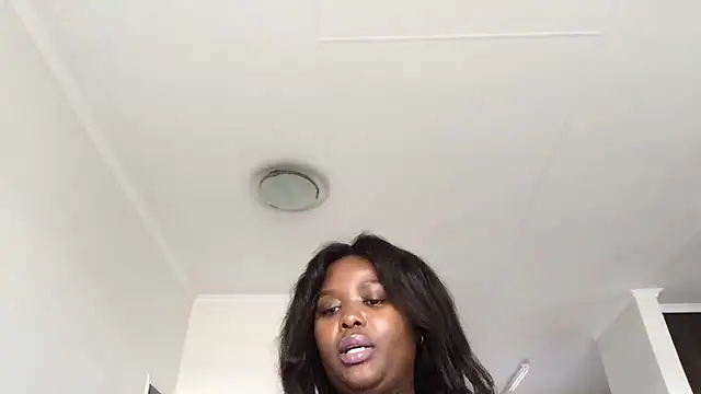 xBUSTY CANDYx online show from February 5, 2026, 10:31 am