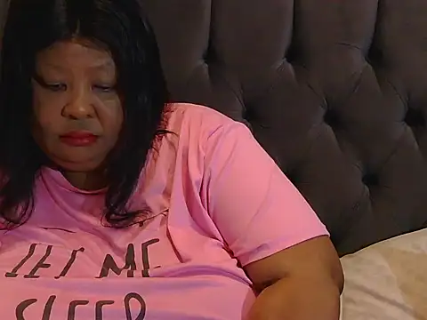 Snapshot of nancy111 chatting on February 10, 2026, 2:15 am nancy111 online show from February 10, 2026, 2:15 am