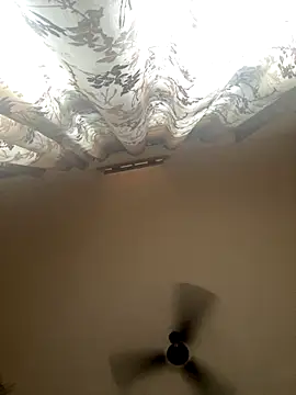 Snapshot of pavanboy chatting on December 2, 2025, 4:29 am pavanboy online show from December 2, 2025, 4:29 am