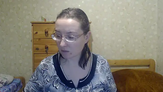 Smart Rose online show from February 11, 2025, 10:18 pm