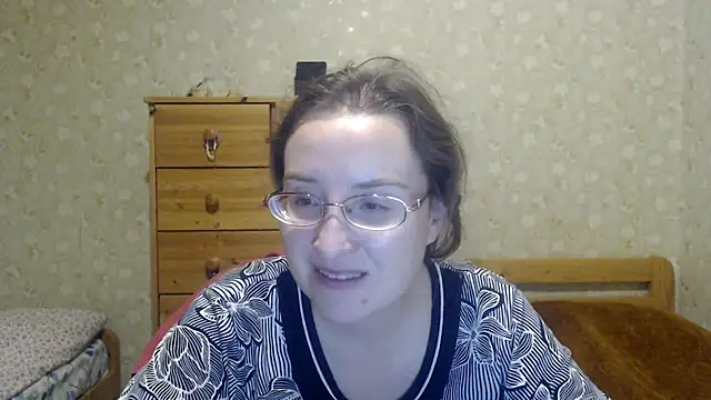 Smart Rose online show from March 7, 2025, 6:54 pm