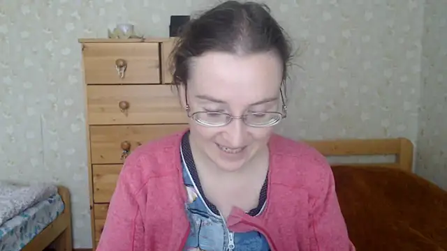 Smart Rose online show from March 17, 2025, 1:50 pm