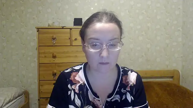 Smart Rose online show from March 22, 2025, 4:37 pm