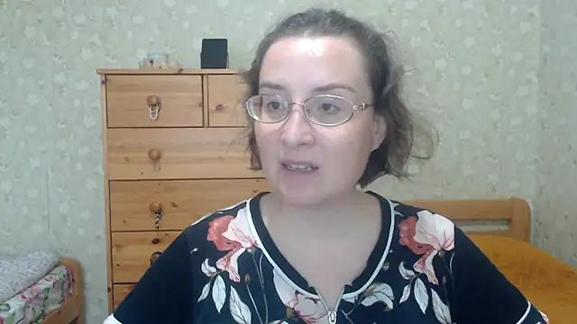 Smart Rose online show from September 9, 2025, 1:21 pm