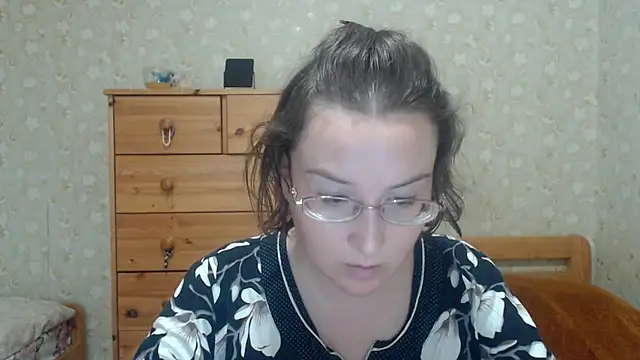 Smart Rose online show from October 4, 2025, 1:31 pm